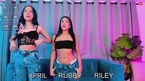 evil_giirls @ stripchat on 20251011