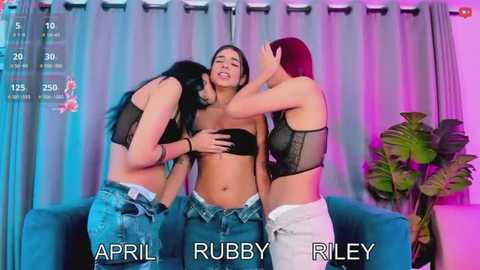 evil_giirls @ stripchat on 20251011