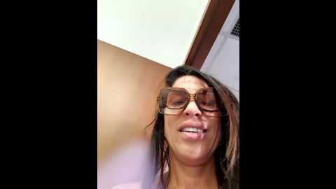 sexy7883 @ stripchat on 20251011