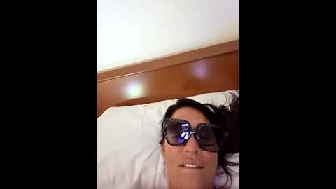 sexy7883 @ stripchat on 20251011