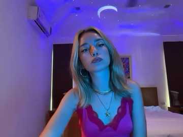 sirenabelle @ stripchat on 20251011