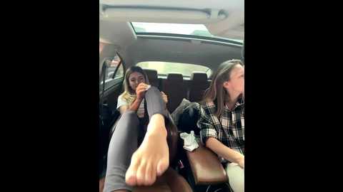 jasmine_urprincess @ stripchat on 20251012