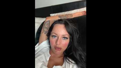 juicylucie @ stripchat on 20251012