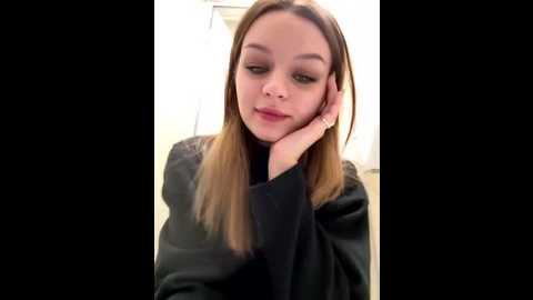 littlebitchesss @ stripchat on 20251012