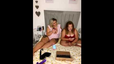 mimiprincessxoox @ stripchat on 20251012