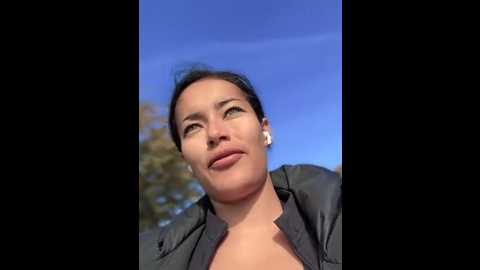 risky_workouts @ stripchat on 20251012