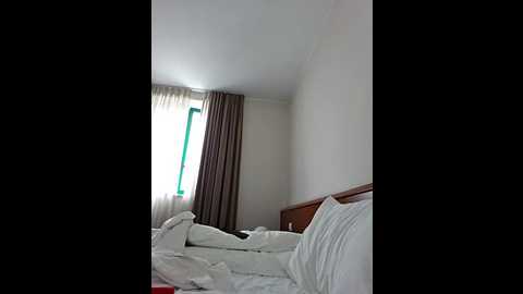 sexy7883 @ stripchat on 20251012