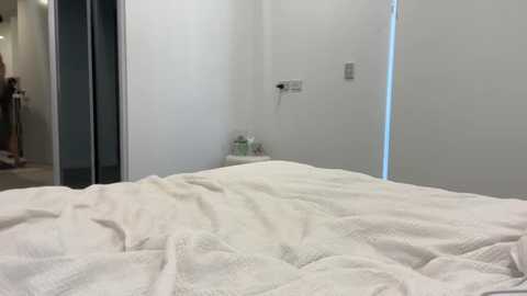 whitefoxxie113 @ stripchat on 20251012