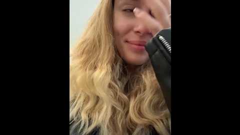 enjoy_my_beauty @ stripchat on 20251013