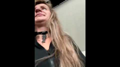 evvamur @ stripchat on 20251013