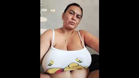 horny_mommy_dirty @ stripchat on 20251013