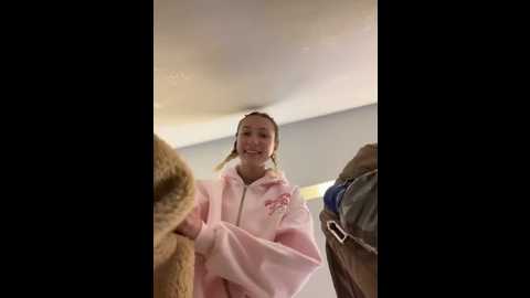 lia__love @ stripchat on 20251013