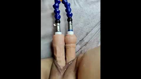 lola_hale @ stripchat on 20251013