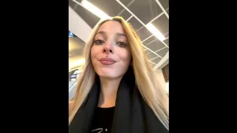 loraadoll @ stripchat on 20251013