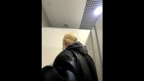 milkyy_wway @ stripchat on 20251013