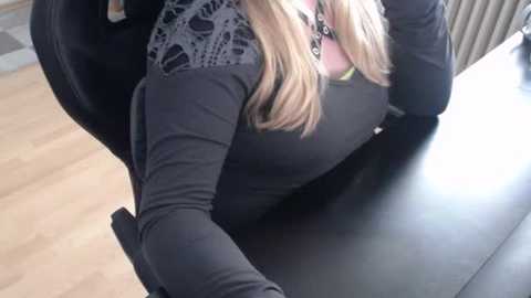 piasecret @ stripchat on 20251013