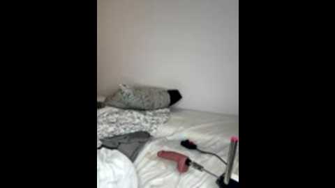 steffi_snowbunny @ stripchat on 20251013