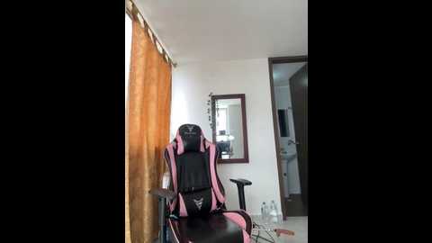 sweetmuslim01 @ stripchat on 20251013