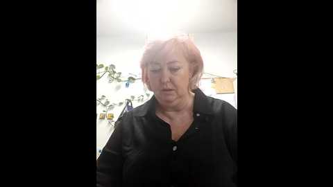 terezavelvet @ stripchat on 20251013