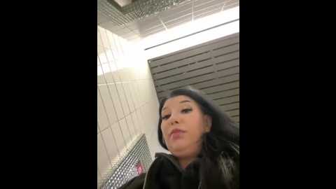 tisha_busty @ stripchat on 20251013