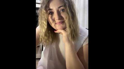 aliseshyness @ stripchat on 20251014