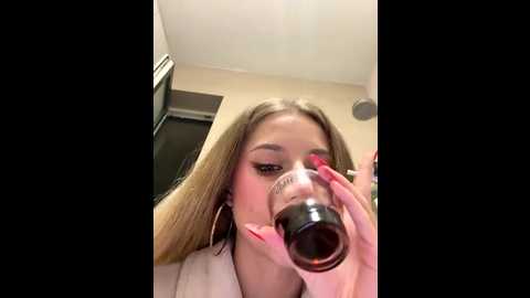 babyanais @ stripchat on 20251014