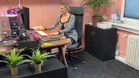 legslong @ stripchat on 20251014