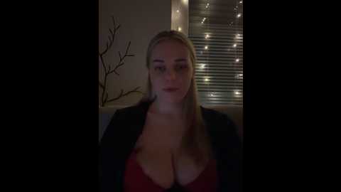 lisaxtra @ stripchat on 20251014