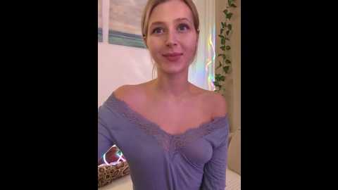 lunarase @ stripchat on 20251014