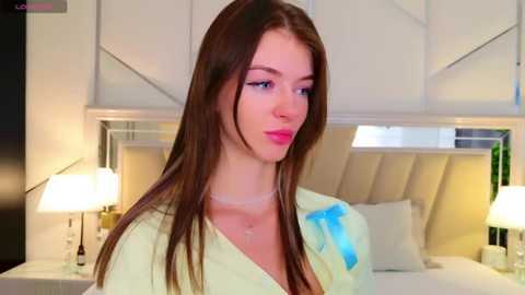 meganmour @ stripchat on 20251014