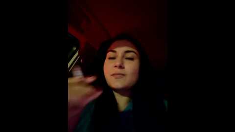 saraviss20 @ stripchat on 20251014