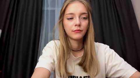 evapeace @ stripchat on 20251015