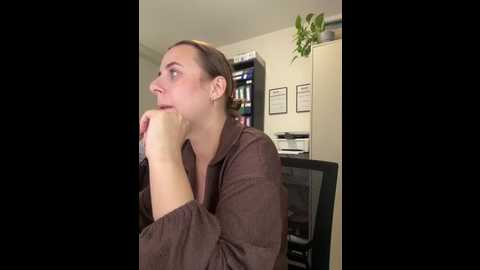 hii_lolla @ stripchat on 20251015