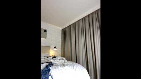 juicyfruits93 @ stripchat on 20251015