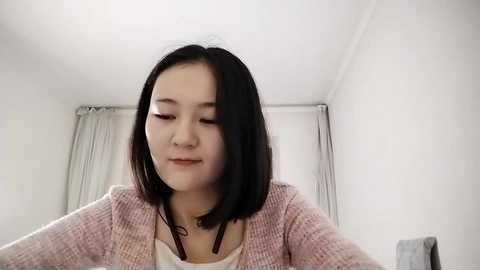 lyndasilk @ stripchat on 20251015