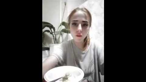 milklovqx @ stripchat on 20251015