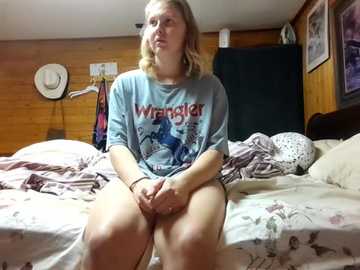 ryan_and_aurora @ stripchat on 20251015