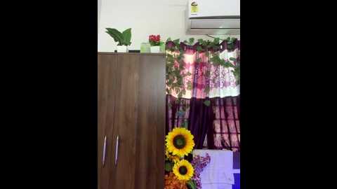 v_hot_sweti @ stripchat on 20251015