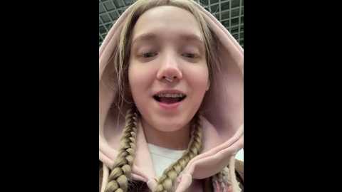 bambi_lu @ stripchat on 20251016