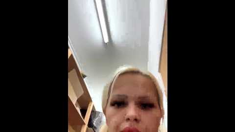 cherryxox_ @ stripchat on 20251016