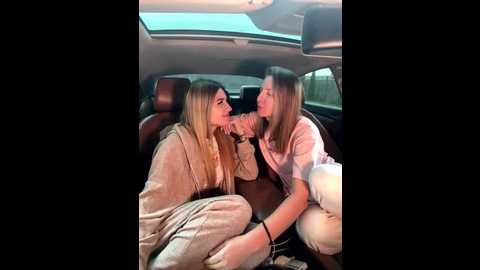 jasmine_urprincess @ stripchat on 20251016