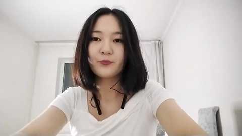 lyndasilk @ stripchat on 20251016