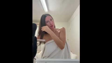 milarenee @ stripchat on 20251016