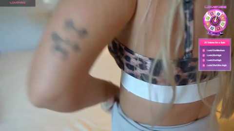 miss_juliaa @ stripchat on 20251016