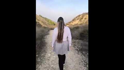 mona_plus @ stripchat on 20251016