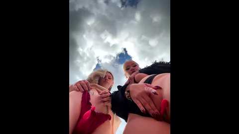 rolldolls @ stripchat on 20251016