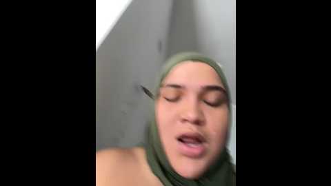 sweetmuslim01 @ stripchat on 20251016