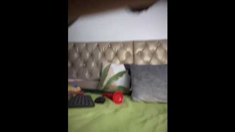 tweetiepiexxx @ stripchat on 20251016