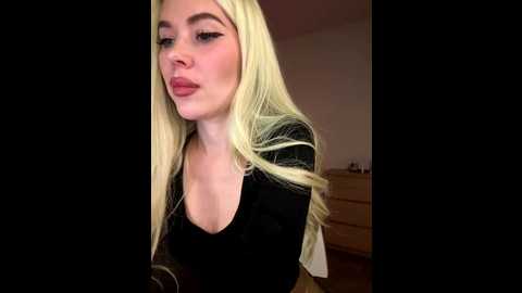 xdinnax @ stripchat on 20251016