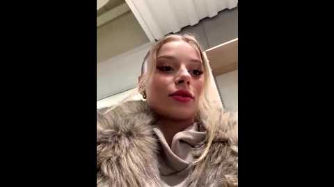 babyanais @ stripchat on 20251017